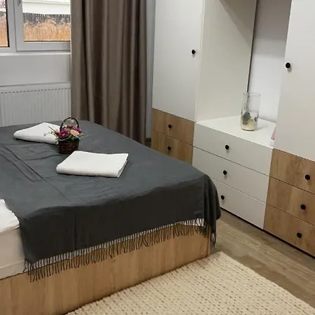 Stone Park Апартаменты Брашов